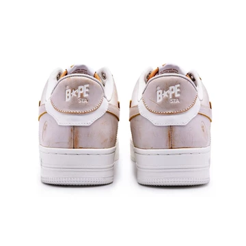 A Bathing Ape Bape Sta Desert Sand von hinten