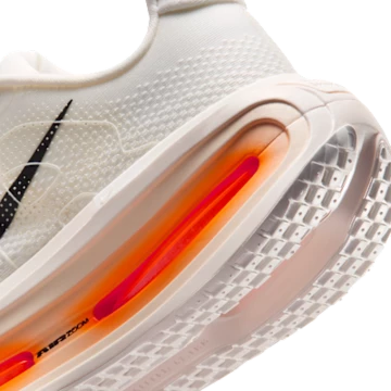 Nike Vomero Premium Sail