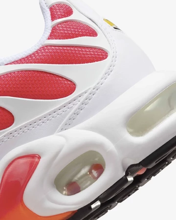 Nike Air Max Plus Ember Glow Detail Ferse