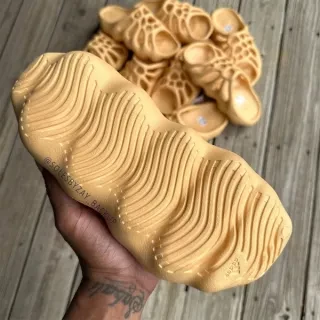 adidas Yeezy Slide 450 Cream