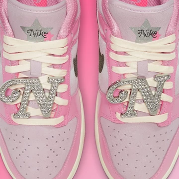 Dunk Low Barbie Movie - Lace Juwlery Detail