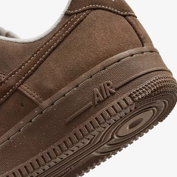Air Force 1 Low Cacao Wow von hinten schräg