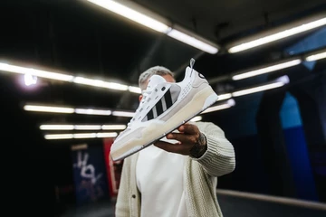 adidas ADI2000 Cloud White - Latest Pick Up