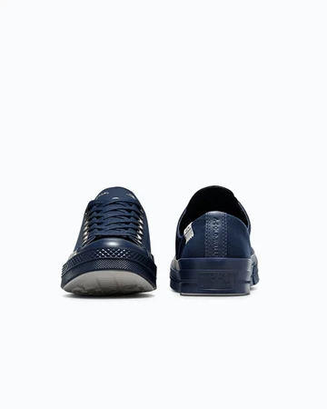 A COLD WALL Converse Chuck 70 Low Navy von Vorne und Hinten