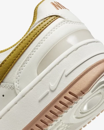 Nike Gamma Force Light Orewood Brown details