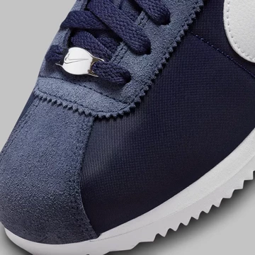 Nike Cortez Midnight Navy details toebox
