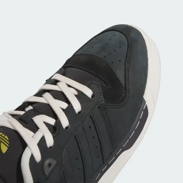 adidas Rivalry 86 Low Black Detail Toebox