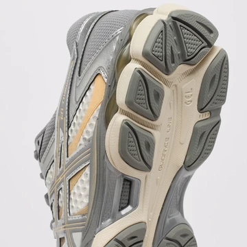 ASICS Gel-Cumulus 16 Cream Clay Grey Sohle