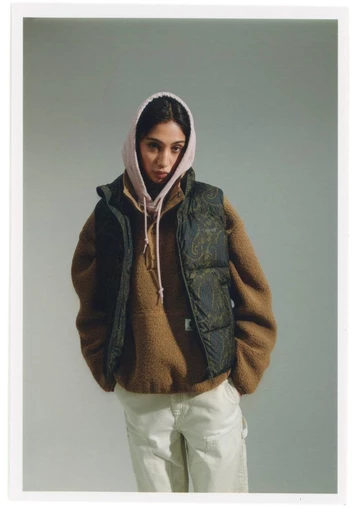 Carhartt Herbst Winter 2023 Frauen paisley puffer weste