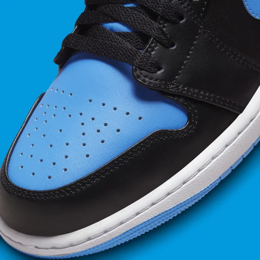 Jordan 1 Low University Blue Black 553558 041 Dead Stock