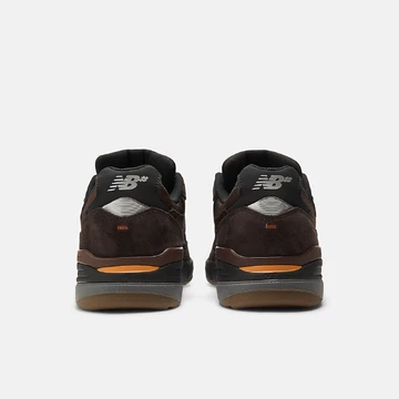 Andrew Reynolds x New Balance Numeric 933 Brown Fersen