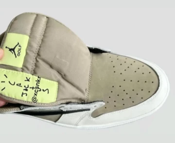 Travis Scott UTOPIA Fake Bild