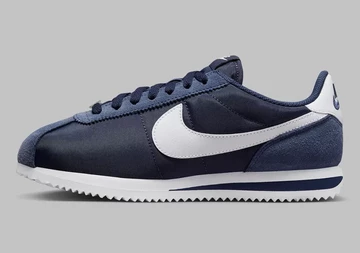 Nike Cortez Midnight Navy seitlich außen