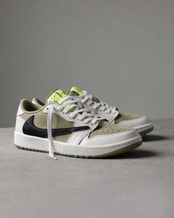 Travis Scott Jordan 1 Low Golf