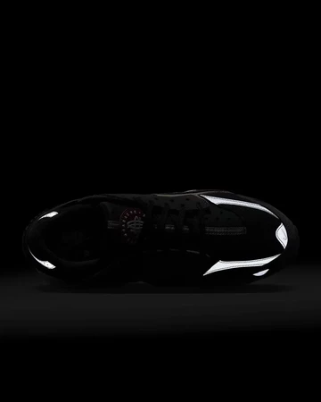 Nike Air Huarache Runner Brown im Dunkeln von oben