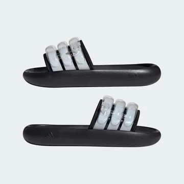 Die adidas adilette ZPLAASH Core Black von außen