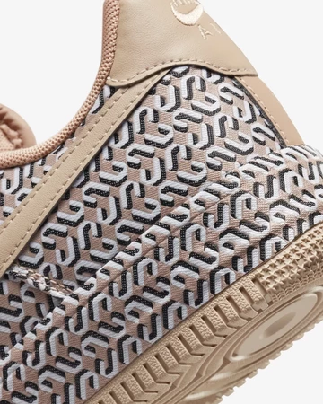 Air Force 1 LX United in Victory Detail untere Ferse