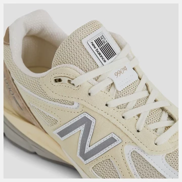 New Balance 990v4 Cream Close Up