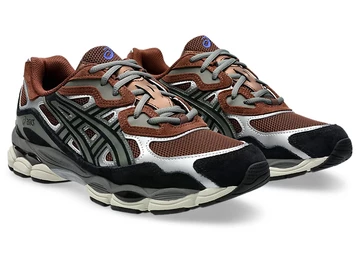 ASICS Gel-NYC Reddish Brown Paar schräg seitlich