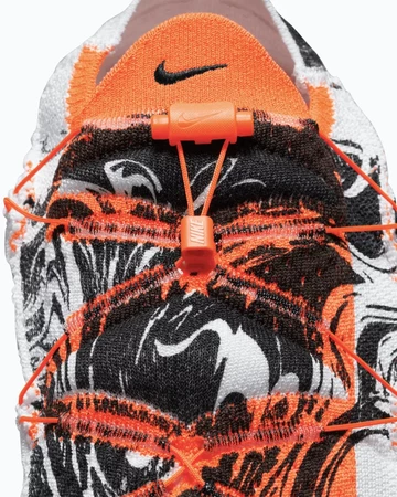 Nike ISPA MindBody Total Orange Detail Zunge