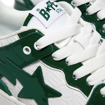 A Bathing Ape SK8 STA Green Detail Zunge