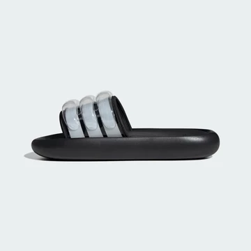 Die Innenseite der adidas adilette ZPLAASH Core Black