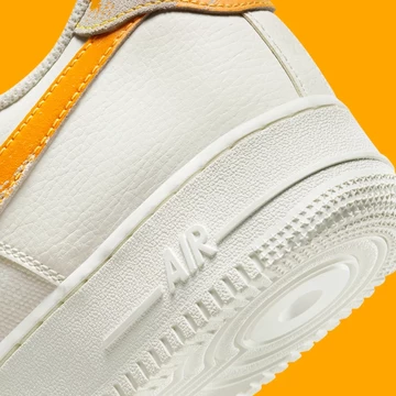 Air Force 1 Low Wear and Tear details ferse