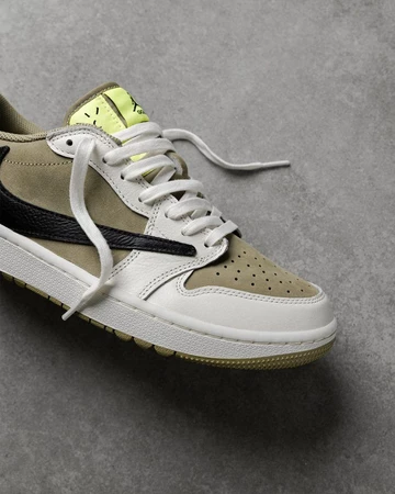 Travis Scott Jordan 1 Low Golf