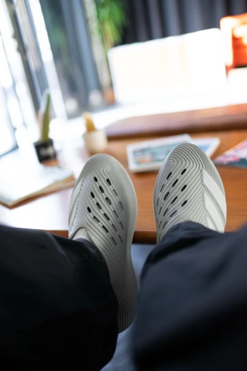 adidas PureChill Slides - Latest Pickup