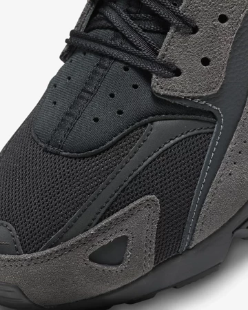 Nike Air Huarache Runner Ash Anthracite Detail Toebox