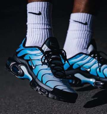 Nike Air Max Plus TN Blue Gradient