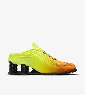 Martine Rose Nike Shox MR4 Safety Orange Seite innen