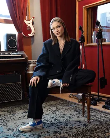 ADER ERROR Converse Chuck 70 OX High Lookbook Model 4