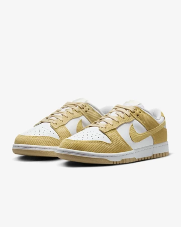 Dunk Low Corduroy Pack schräg