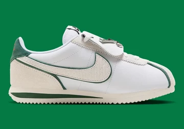 Nike Cortez All Petals United innen