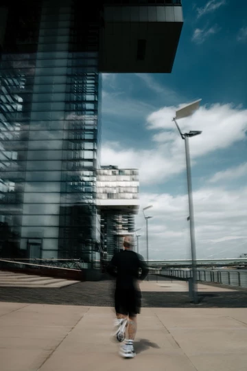 Vomero 18 Multicolor - the perfect running shoe for the road