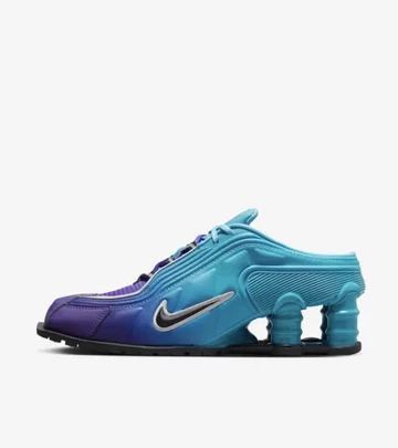 Martine Rose Nike Shox MR4 Scuba Blue seite außen