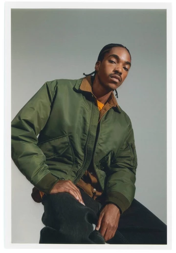 Carhartt Herbst Winter 2023 Kollektion Lookbook kaki Jacke