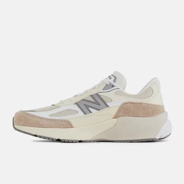 New Balance 990v6 Cream von der Innenseiten