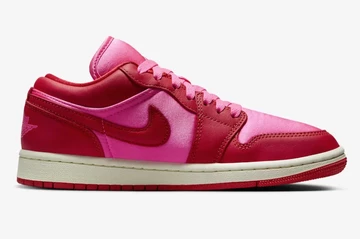 Jordan 1 Low Pink Blast Innen