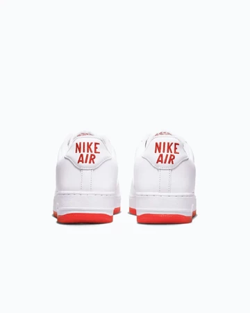 Air Force 1 Low Jewel University Red von Hinten