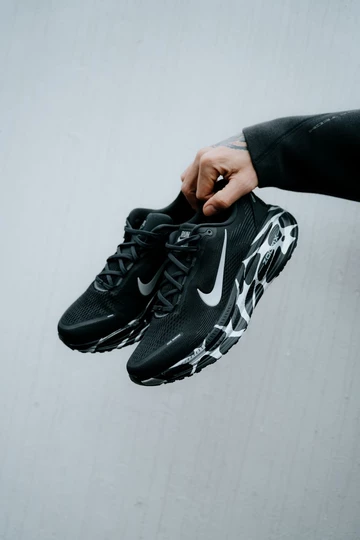 Nike Vomero 18 Cannon - Latest Pickup