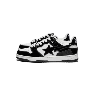 A Bathing Ape SK8 STA Panda von der Seite