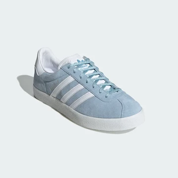 adidas Gazelle Clear Sky schräg vorne
