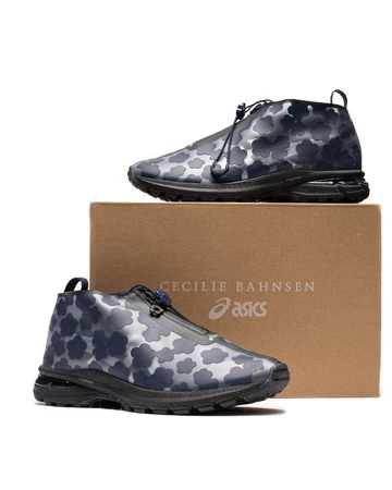 Cecilie Bahnsen x ASICS Gel-Terrain Midnight Schuhkarton