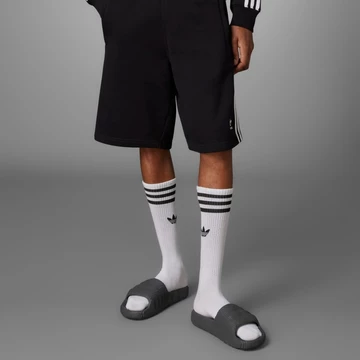 adidas adilette 22 Grey Five am Fuß bei Herren