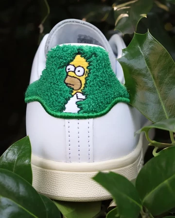 Homer Simpson adidas Stan Smith Lookbook ferse