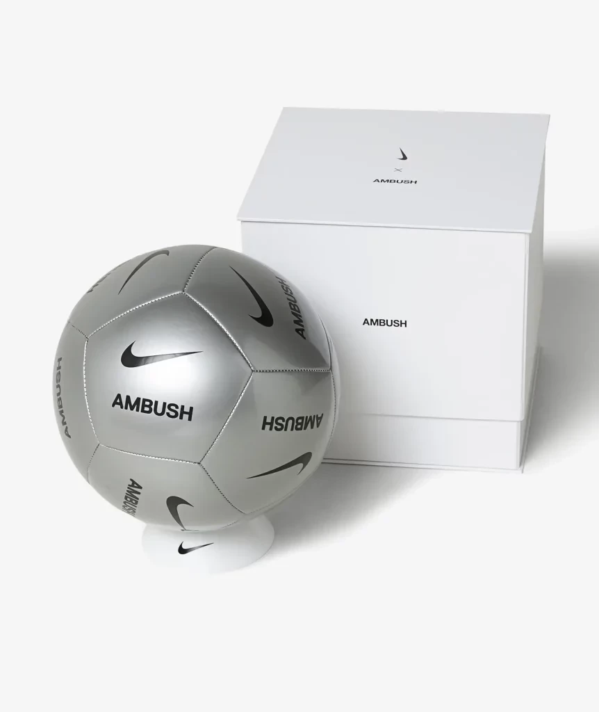 AMBUSH - NIKE Ambush soccer サッカーボール s-l400.jpg