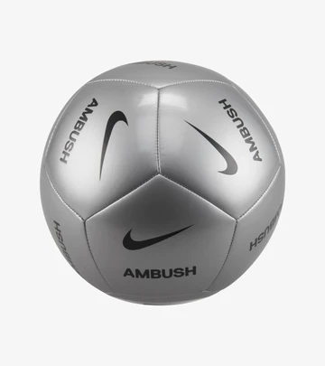 AMBUSH Nike Soccer Ball & Trikot