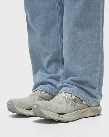 Undercover The North Face Vectiv Sky Grey On Feet Paar